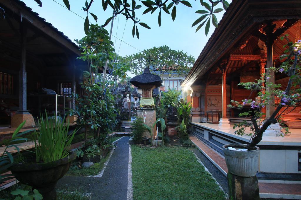 Loris Homestay Убуд Екстериор снимка